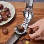 Custom logo Stainless Steel 2 in 1 Quick Chestnut Clip Walnut Pliers Metal Nut Cracker Sheller Nut Opener Kitchen Tools Cutter Gadgets