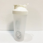 Custom logo 600ml Portable Shaker Bottle Whey Protein Powder Gym Sports Bottle With Stirring Ball